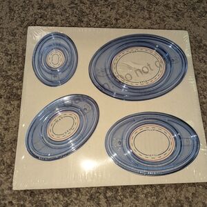 Brand new creative Memories Blue Oval Sizing Template.